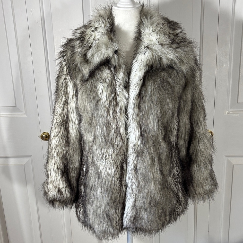 ASOS Women's Faux Fur Cropped Jacket - Gray